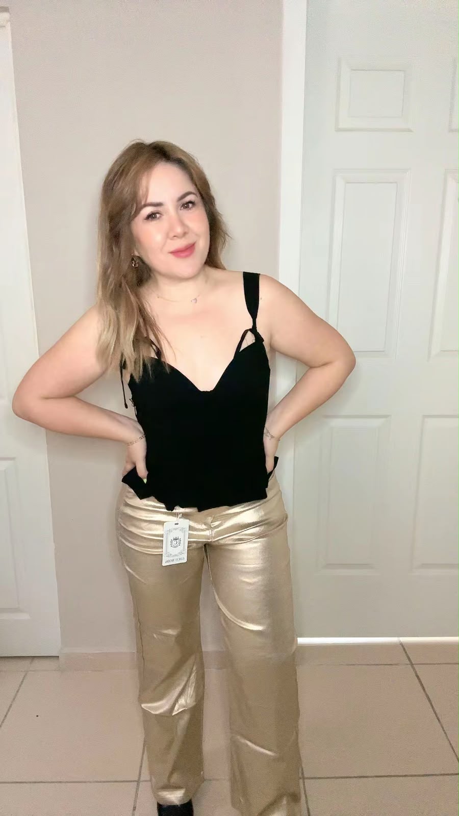 Pantalón metálico